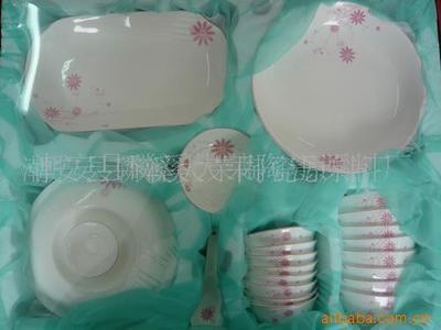 日用陶瓷餐具;宾馆/酒店用瓷;咖啡茶具;盘;碗;杯碟;瓷泥瓷釉;_碗 杯子 碟 _中国 广东 潮安县 潮州市潮安县磷溪镇磷溪中学路_潮安县磷溪大荣陶瓷原料厂_