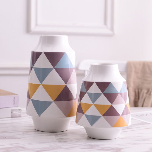 简约与融合 汤河店陶瓷花瓶的艺术美学与现代家居装饰